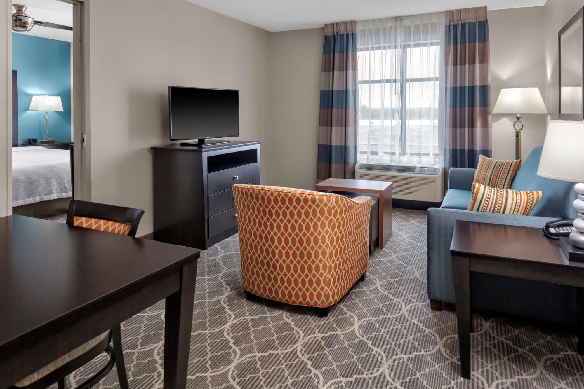 Homewood Suites By Hilton Wauwatosa Milwaukee Экстерьер фото