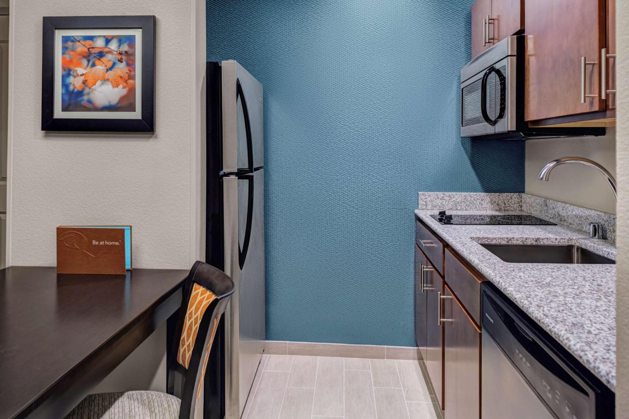 Homewood Suites By Hilton Wauwatosa Milwaukee Экстерьер фото