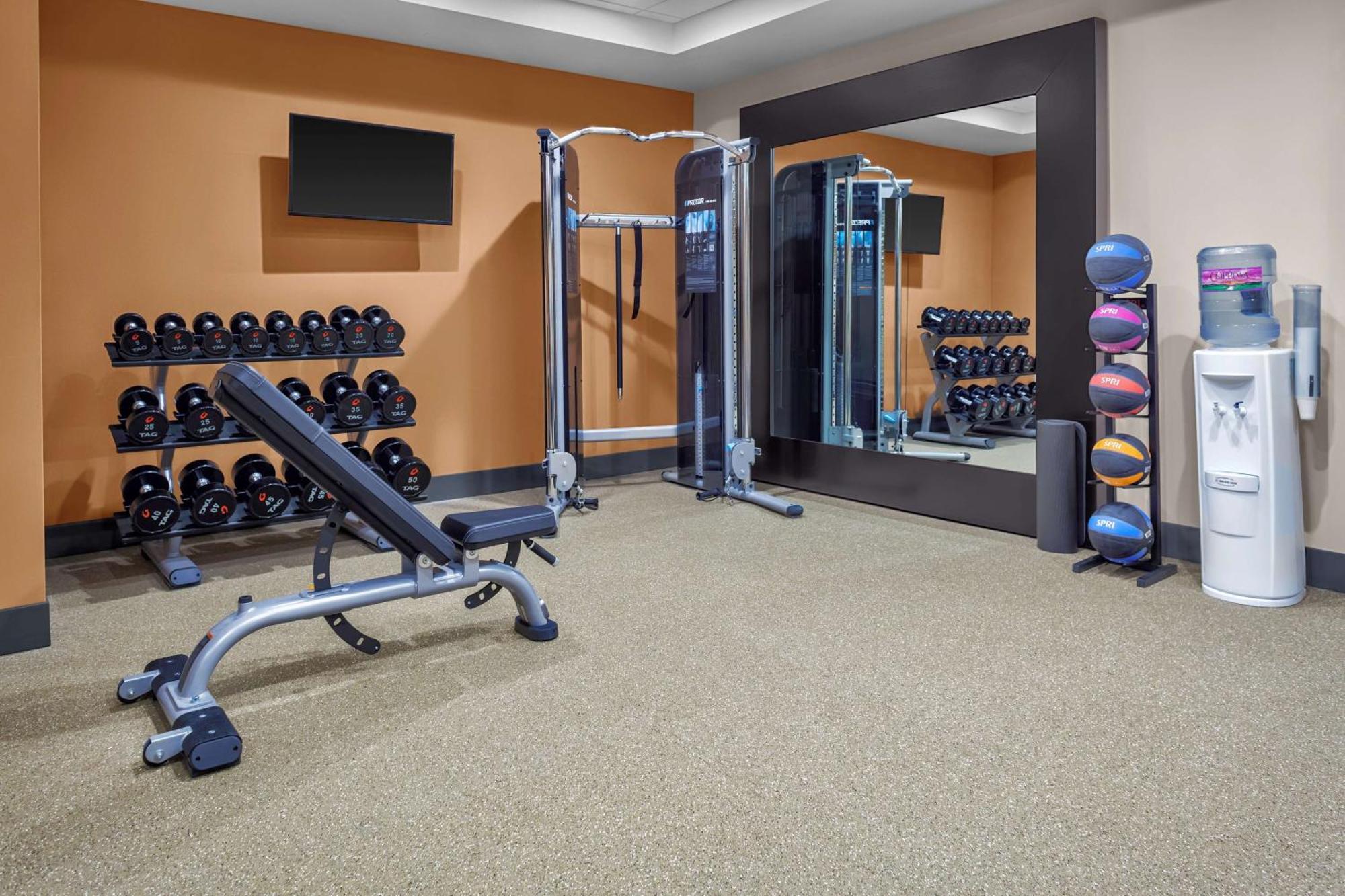 Homewood Suites By Hilton Wauwatosa Milwaukee Экстерьер фото